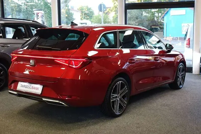 Gebraucht Seat Leon Beats 150 PS (110 kW) 2023 Rot Kombi