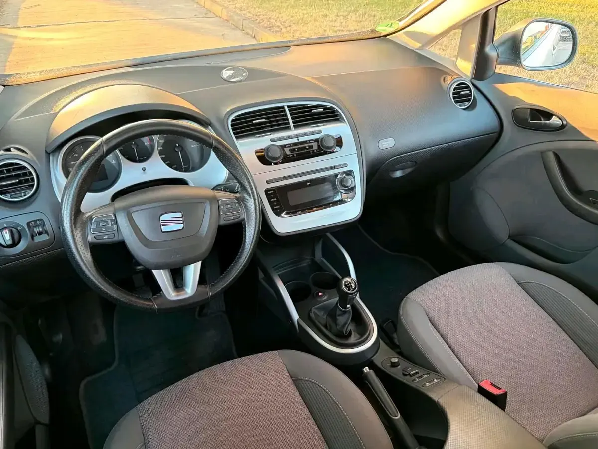 Gebraucht Seat Altea 105 PS (77 kW) 2009 Silber Kombi