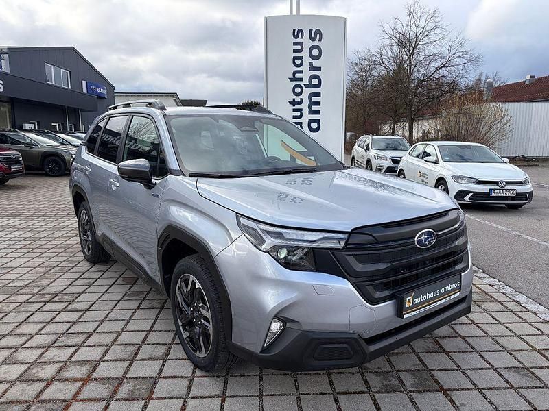 Neu Subaru Forester Active 136 PS (100 kW) 2026 Silber SUV