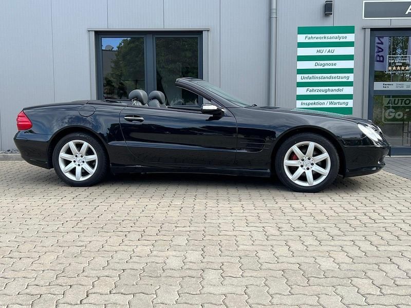 Schwarz Gebraucht 2006 Mercedes SL350 Cabrio | 16.200 € - Bild 1/4