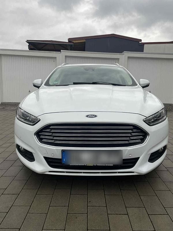 Gebraucht Ford Mondeo 150 PS (110 kW) 2017 Weiß Kombi