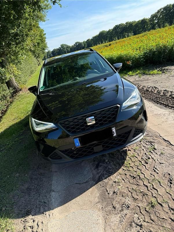 Schwarz Gebraucht 2022 Seat Arona SUV | 16.000 € (Superpreis) - Bild 1/4
