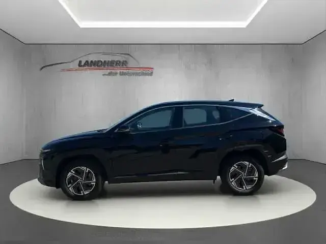 Neu Hyundai Tucson Comfort 150 PS (110 kW) 2026 Schwarz SUV