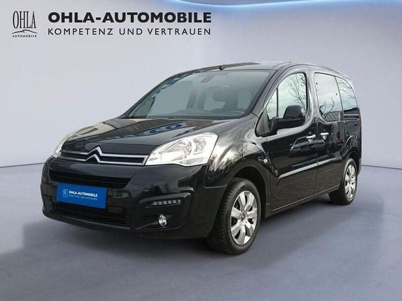 Gebraucht Citroën Berlingo SELECTION 98 PS (72 kW) 2018 Lack onyx schwarz/deckende lackierung Van / Kleinbus