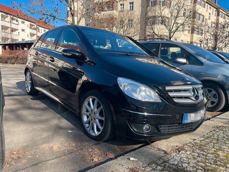 Gebraucht Mercedes B170 116 PS (85 kW) 2006 Schwarz Van / Kleinbus