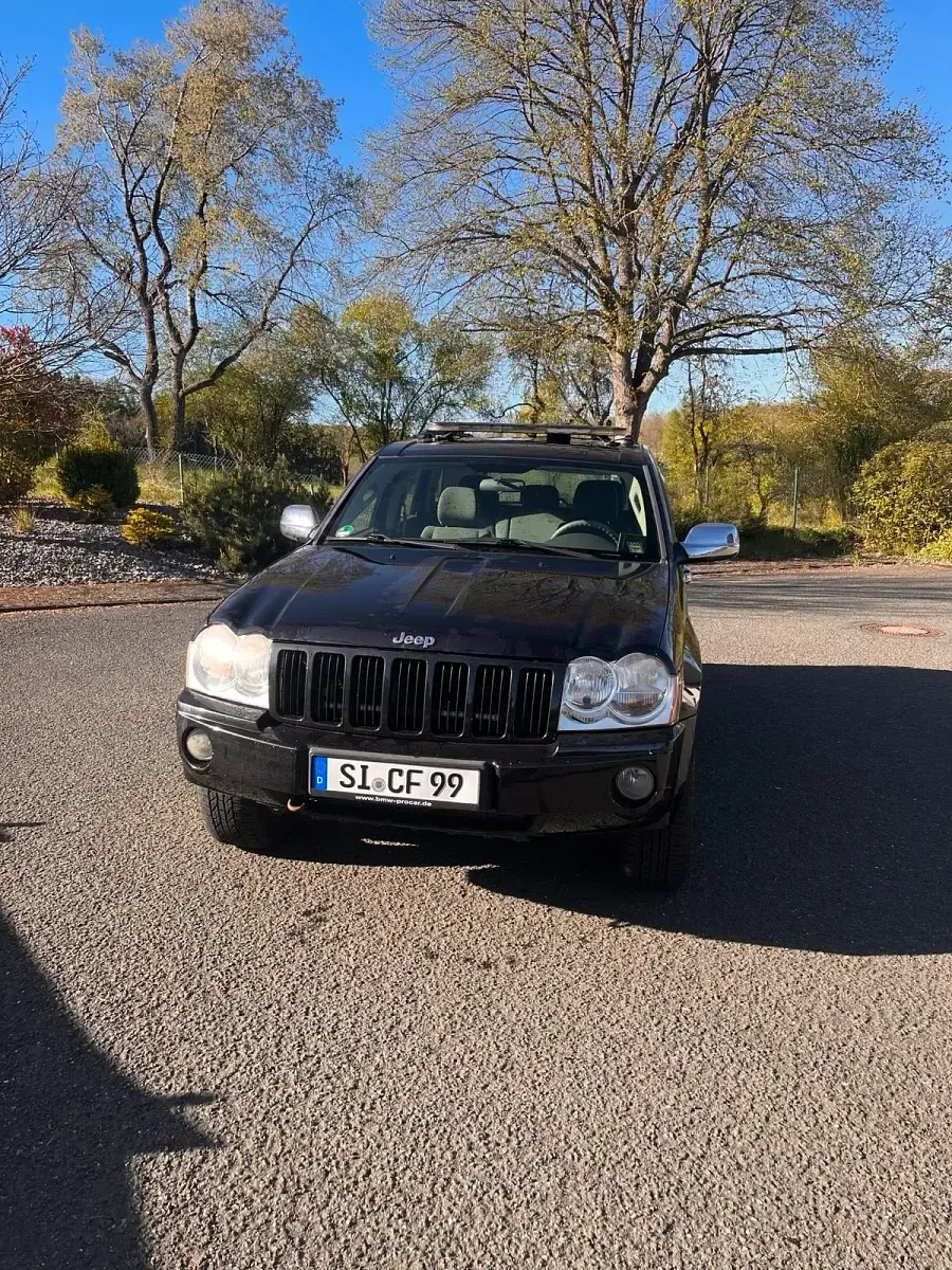 Gebraucht Jeep Grand Cherokee Laredo 218 PS (160 kW) 2007 Schwarz SUV