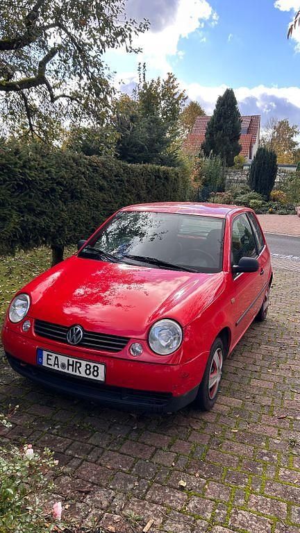 Rot Gebraucht 1998 VW Lupo Basis Kleinwagen | 1.200 € (Fairer Preis) - Bild 1/4