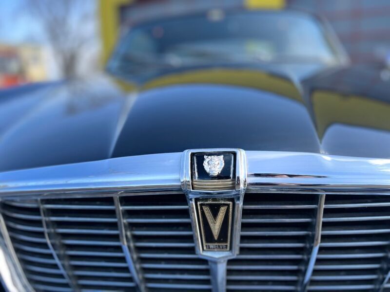 Blau Gebraucht 1976 Jaguar XJ12 Limousine | 22.500 € - Bild 1/4