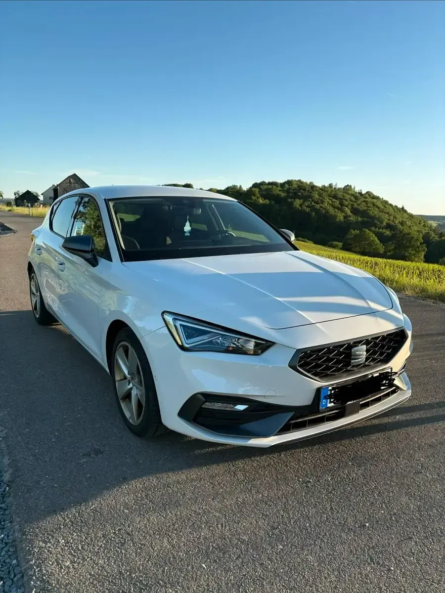 Gebraucht Seat Leon FR 150 PS (110 kW) 2020 Weiß Kleinwagen