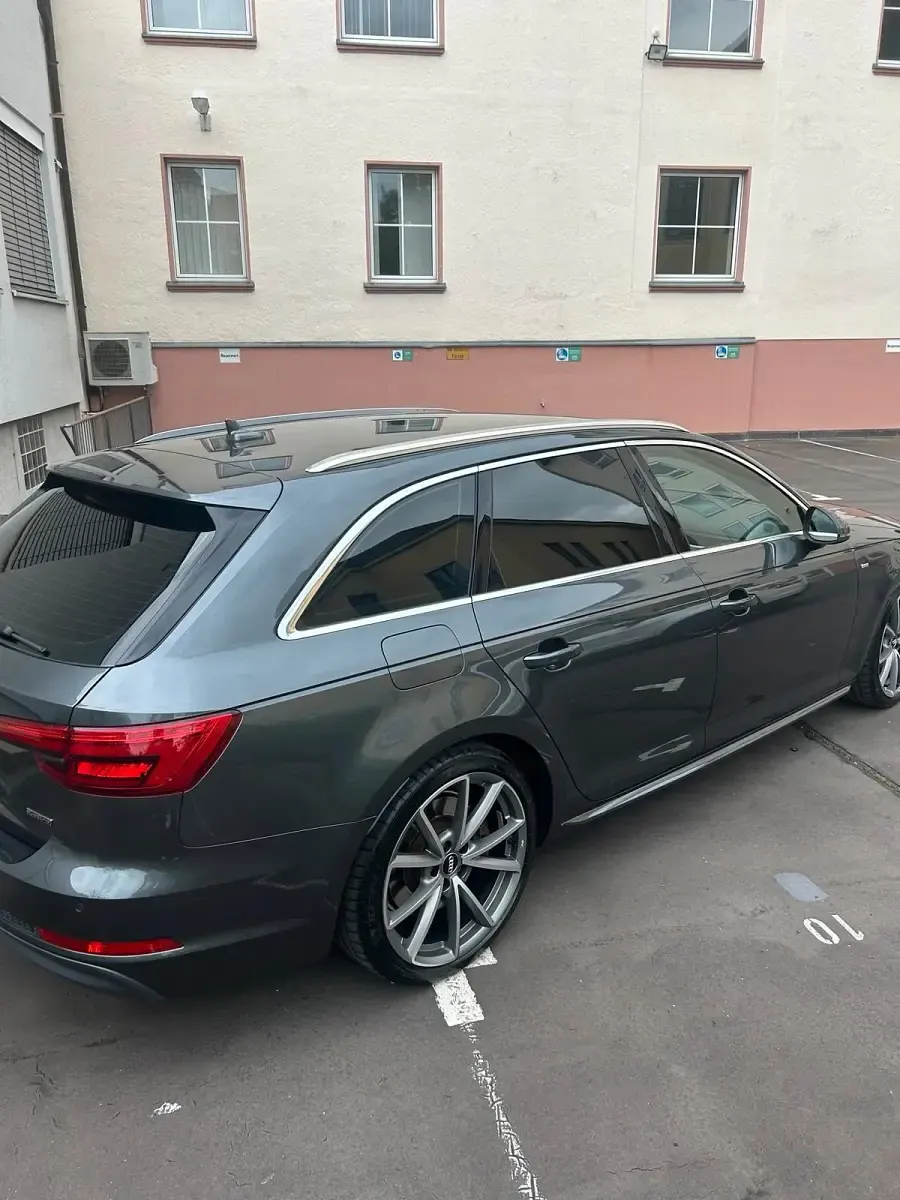 Gebraucht Audi A4 325 PS (239 kW) 2016 Grau Kombi