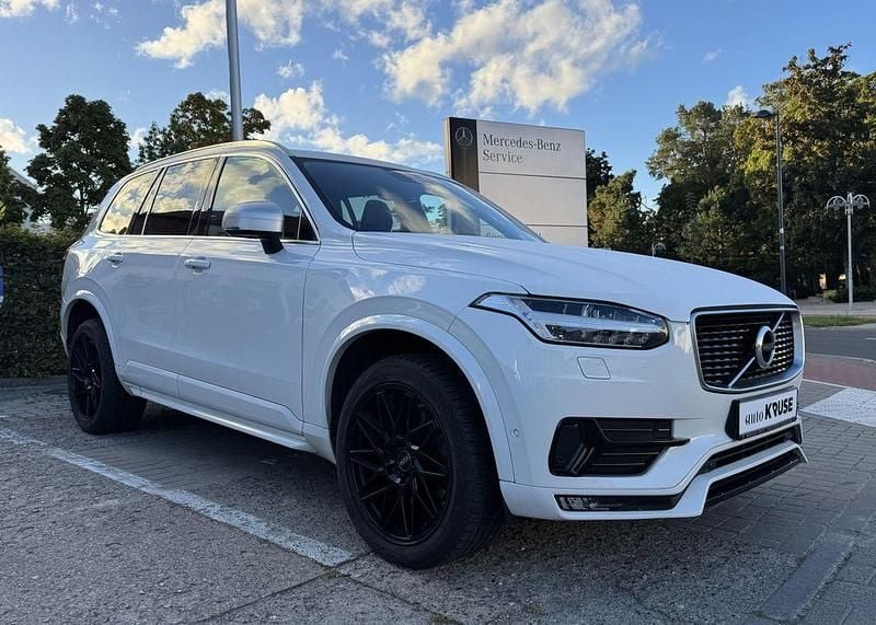 Weiß Gebraucht 2016 Volvo XC90 R-Design SUV | 31.500 € (Guter Preis) - Bild 1/4