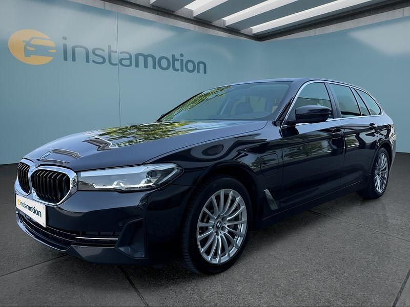 Schwarz Gebraucht 2021 BMW 530e Kombi | 26.749 € (Superpreis) - Bild 1/4
