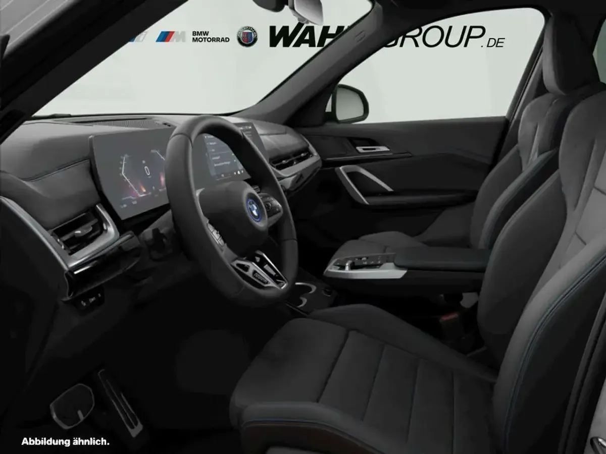 Gebraucht BMW iX1 M Sport 150 kW (204 PS) 2026 Weiß SUV