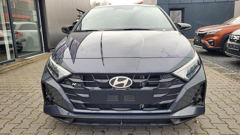 Neu Hyundai i20 N Line 101 PS (74 kW) 2025 Aurora grau Limousine