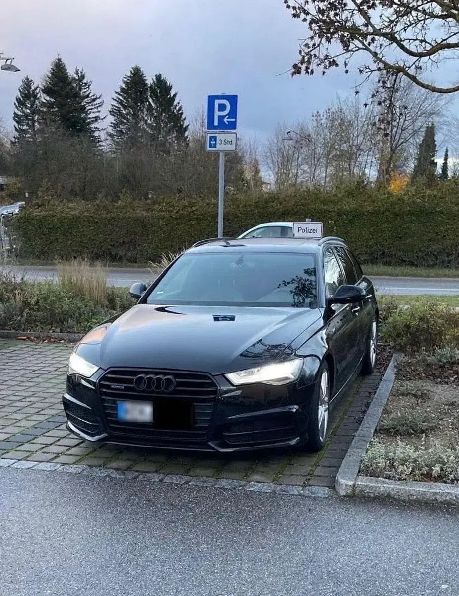 Gebraucht Audi A6 S-Line 218 PS (160 kW) 2015 Schwarz Kombi