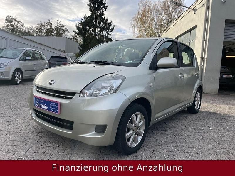 Gebraucht Daihatsu Sirion 91 PS (66 kW) 2011 Gold Kleinwagen