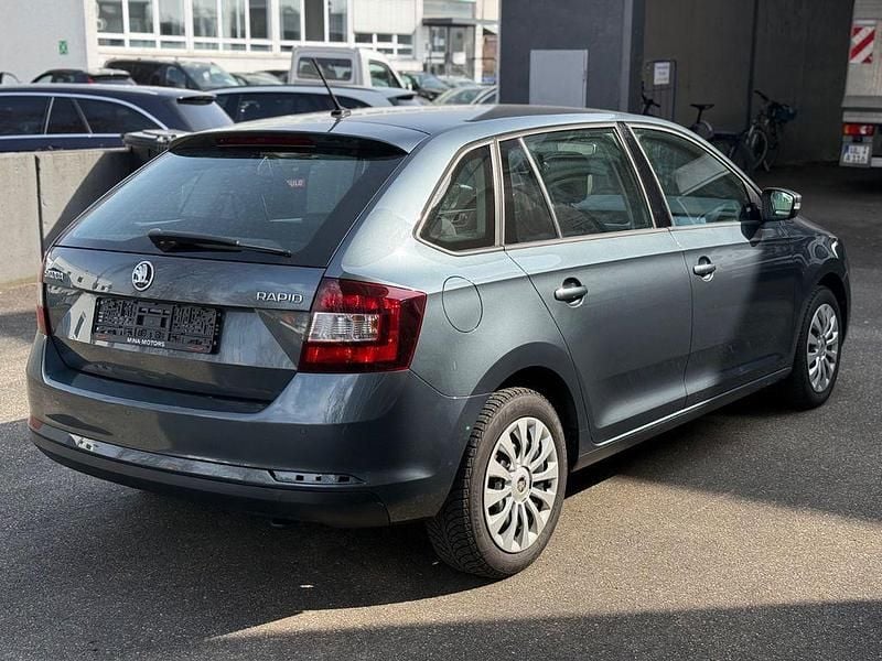Gebraucht Skoda Rapid Ambition 110 PS (80 kW) 2019 Grau Kleinwagen
