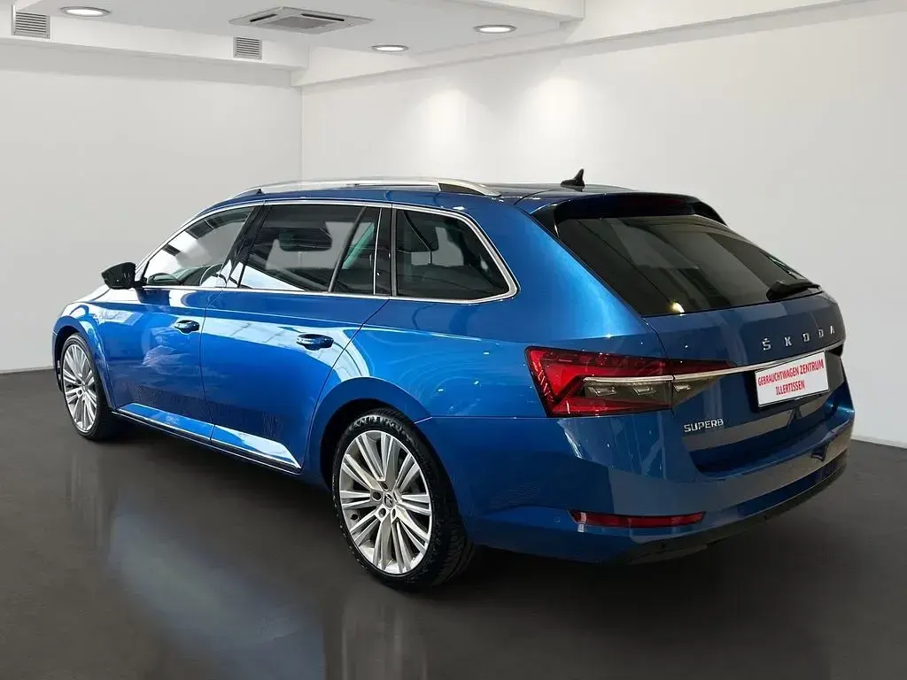 Gebraucht Skoda Superb LAURIN & KLEMENT 200 PS (147 kW) 2020 Blau Kombi