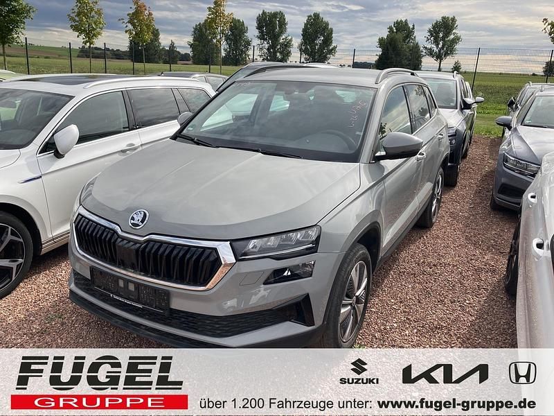Steelgrau Gebraucht 2022 Skoda Karoq Ambition SUV | 22.899 € (Guter Preis) - Bild 1/4