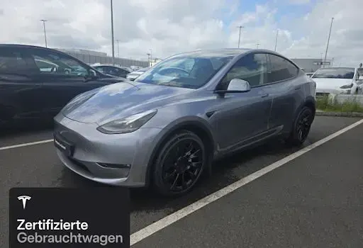 Gebraucht Tesla Model Y 273 kW (372 PS) 2023 Silber SUV