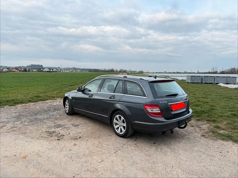 Gebraucht Mercedes C220 Elegance 170 PS (125 kW) 2008 Grau Kombi
