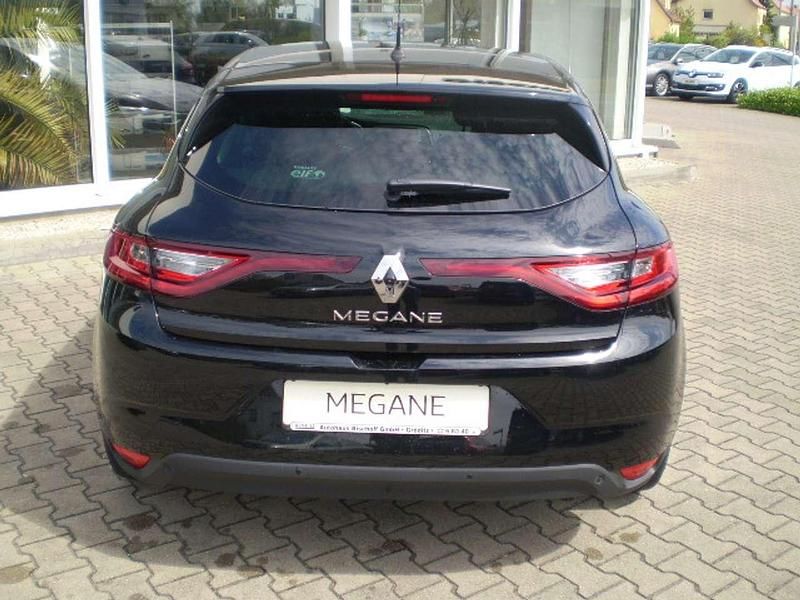 Gebraucht Renault Mégane IV LIMITED 140 PS (102 kW) 2019 Schwarz Limousine