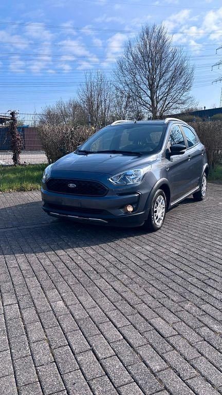 Gebraucht Ford Ka Active 86 PS (63 kW) 2019 Grau Limousine