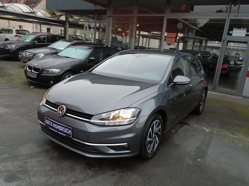 Grau Gebraucht 2018 VW Golf Join Limousine | 9.990 € (Guter Preis) - Bild 1/4