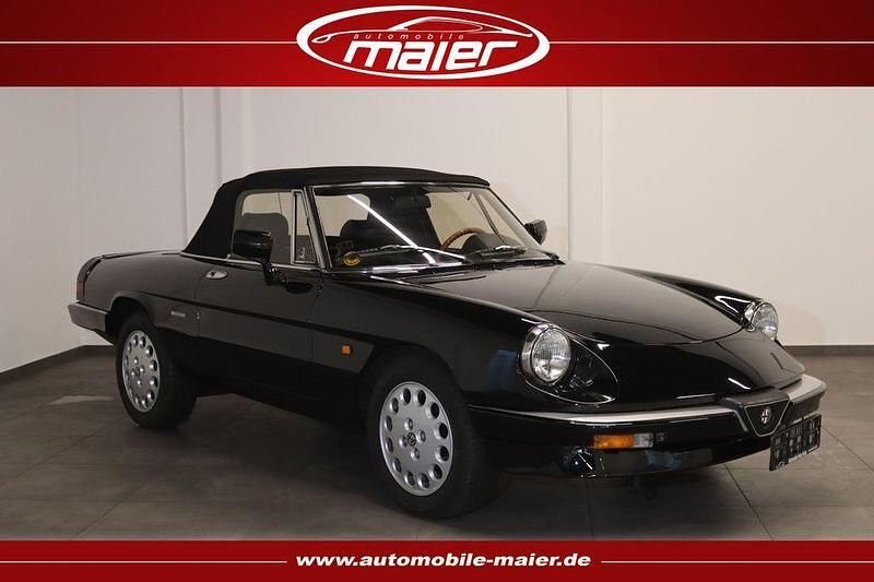 Schwarz Gebraucht 1988 Alfa Romeo Spider Cabrio | 15.600 € - Bild 1/4