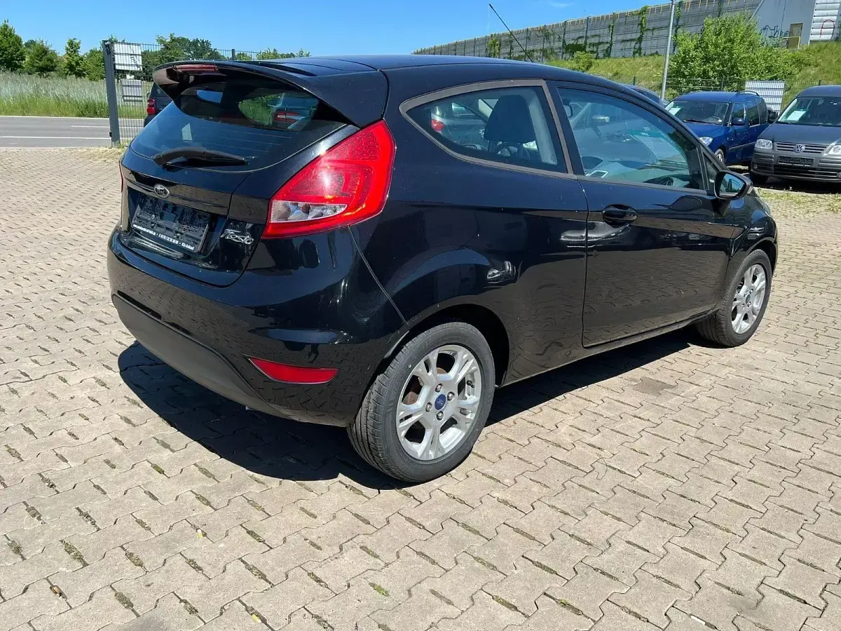Gebraucht Ford Fiesta 82 PS (60 kW) 2009 Schwarz Kleinwagen
