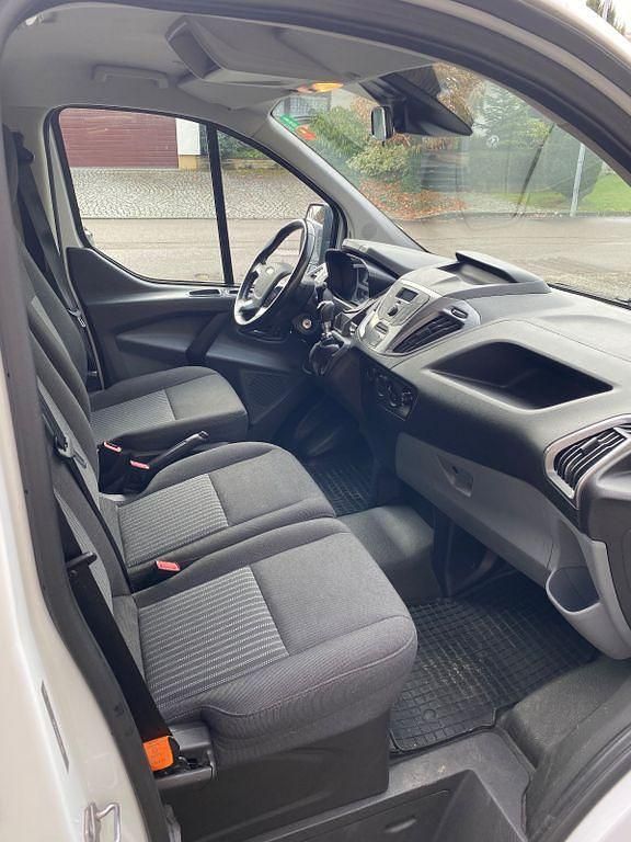Gebraucht Ford Transit Custom 131 PS (96 kW) 2017 Weiß Van / Kleinbus