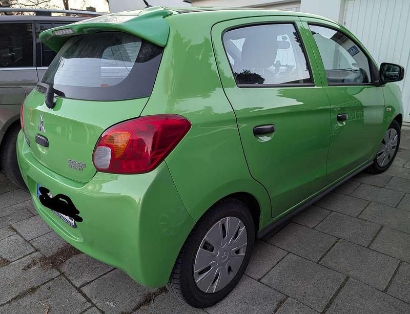 Gebraucht Mitsubishi Space Star Plus 71 PS (52 kW) 2024 Grün Kleinwagen