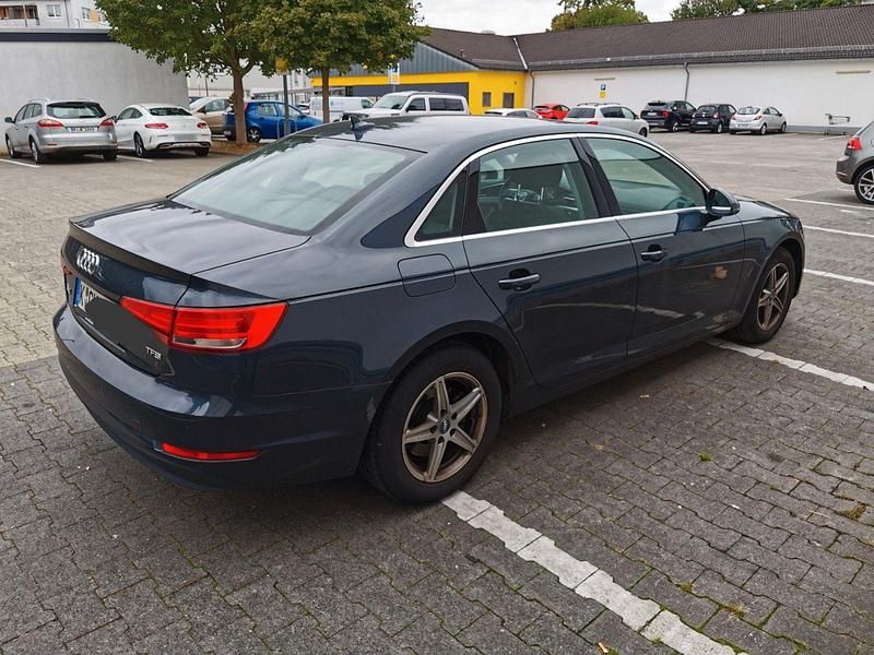 Second-hand Audi A4 150 CP (110 kW) 2017 Gri Berlinǎ