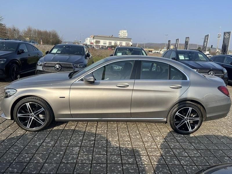 Gebraucht Mercedes C300e 320 PS (235 kW) 2020 Mojavesilber Limousine