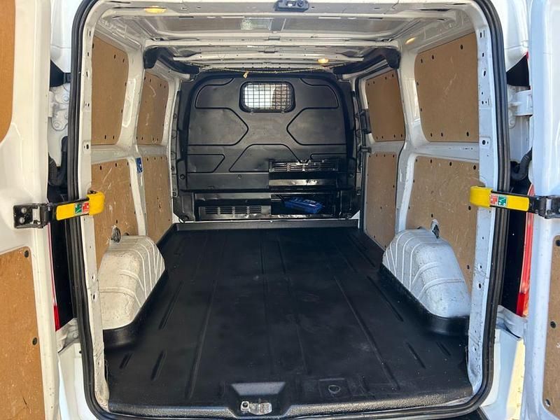 Gebraucht Ford Transit Custom 131 PS (96 kW) 2019 Weiß Van / Kleinbus