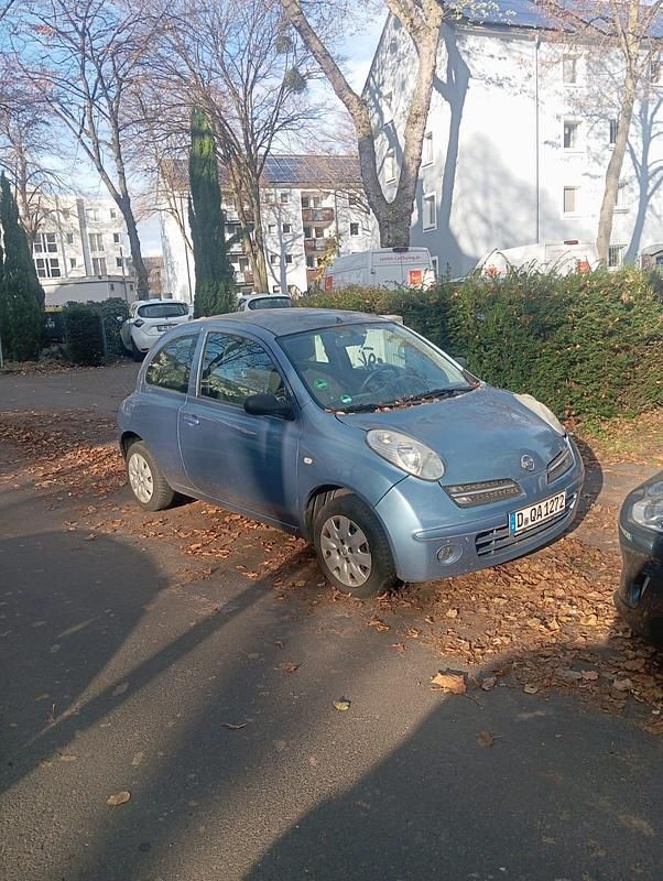 Blau Gebraucht 2006 Nissan Micra Kleinwagen | 700 € - Bild 1/3