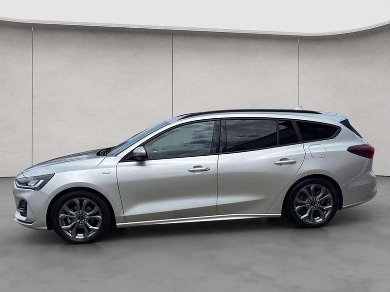 Gebraucht Ford Focus ST-Line X 155 PS (114 kW) 2024 Moondust silber metallic Kombi