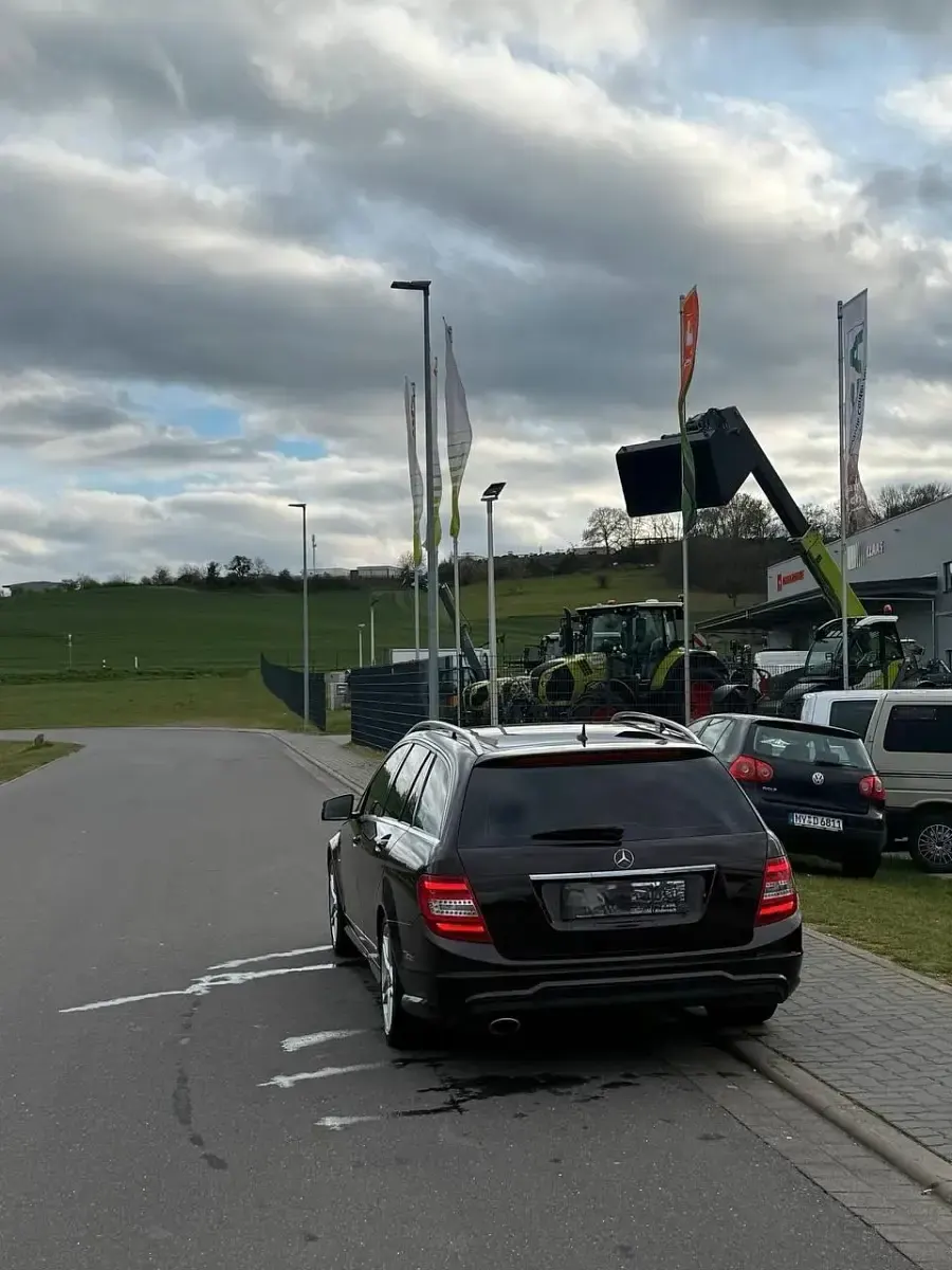 Gebraucht Mercedes C220 AMG 170 PS (125 kW) 2011 Braun Kombi