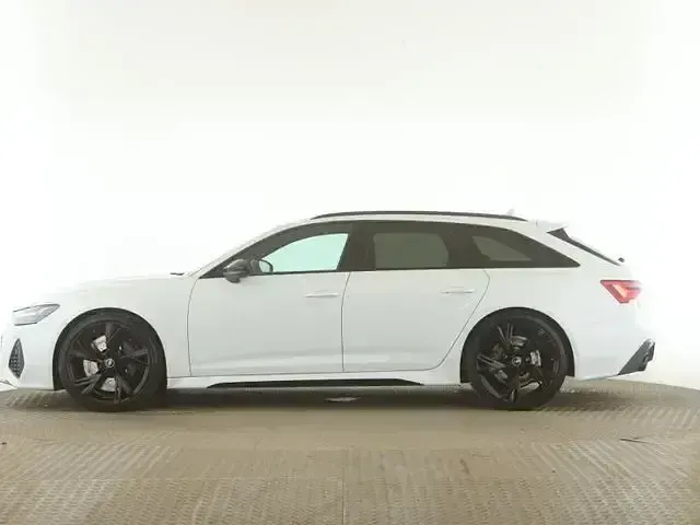 Gebraucht Audi RS6 Ambiente 600 PS (441 kW) 2022 Weiß Kombi
