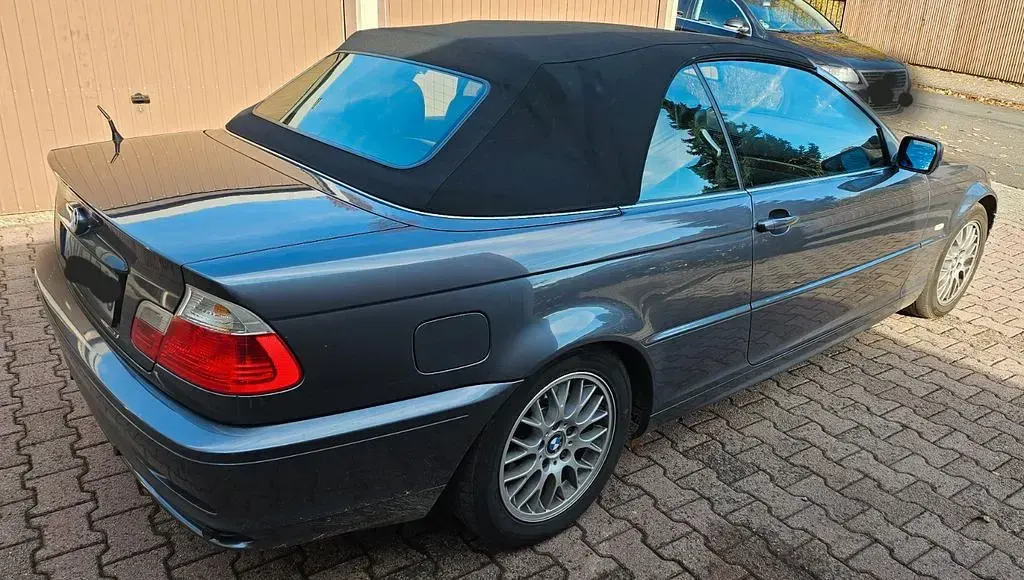 Gebraucht BMW 320 Cabriolet 170 PS (125 kW) 2001 Grau Cabrio