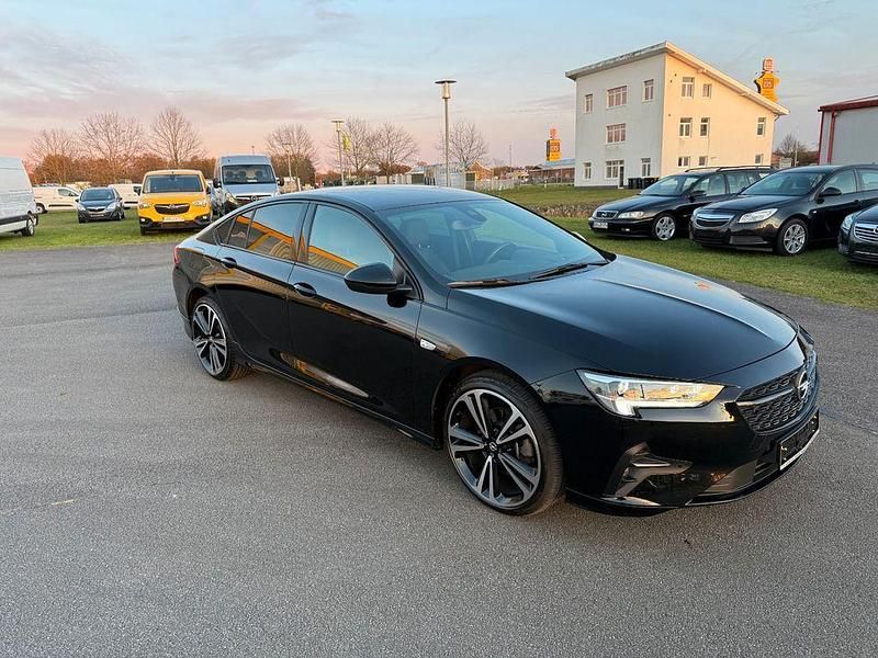 Gebraucht Opel Insignia Ultimate 174 PS (127 kW) 2021 Schwarz Limousine