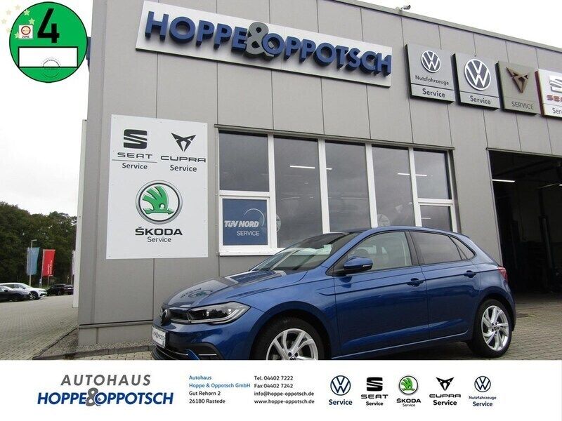 Reef blau metallic Gebraucht 2024 VW Polo Style Limousine | 21.950 € (Guter Preis) - Bild 1/4