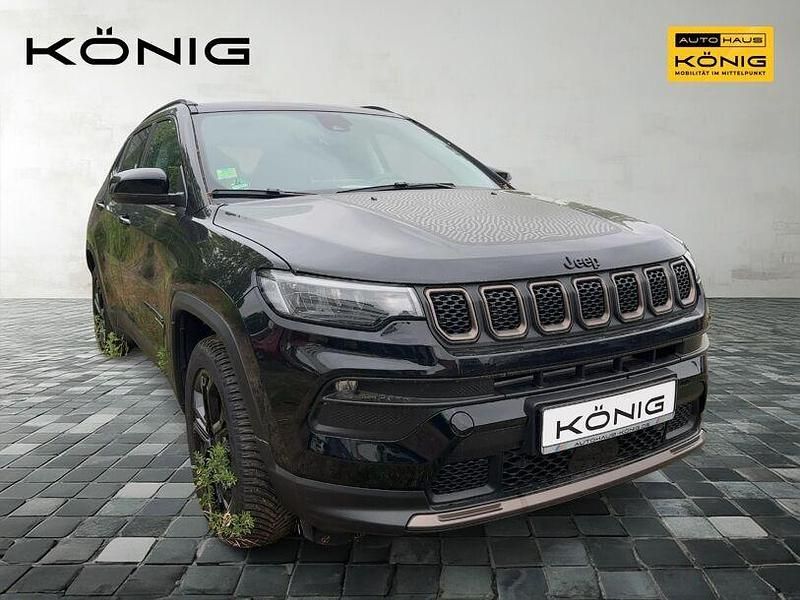 Gebraucht Jeep Compass 180 PS (132 kW) 2022 Solid black SUV