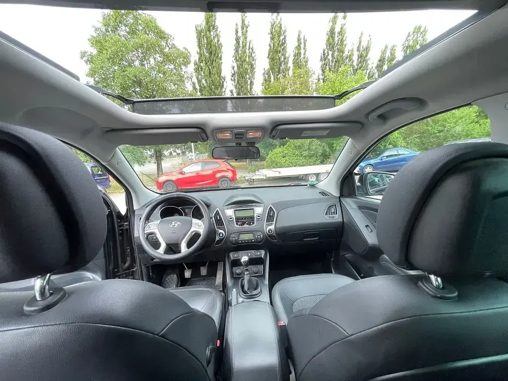 Gebraucht Hyundai ix35 Style 135 PS (99 kW) 2012 Schwarz SUV