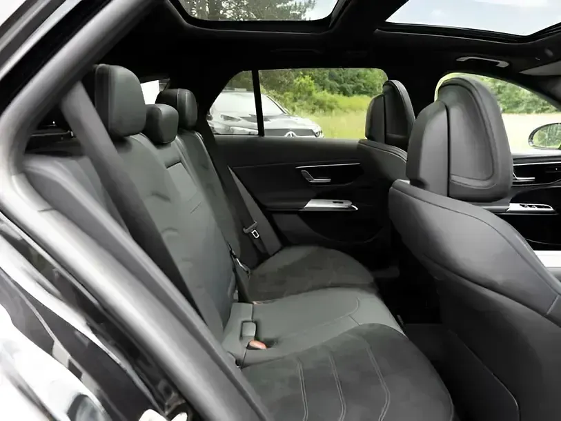 Gebraucht Mercedes E300 AMG 2024 Schwarz