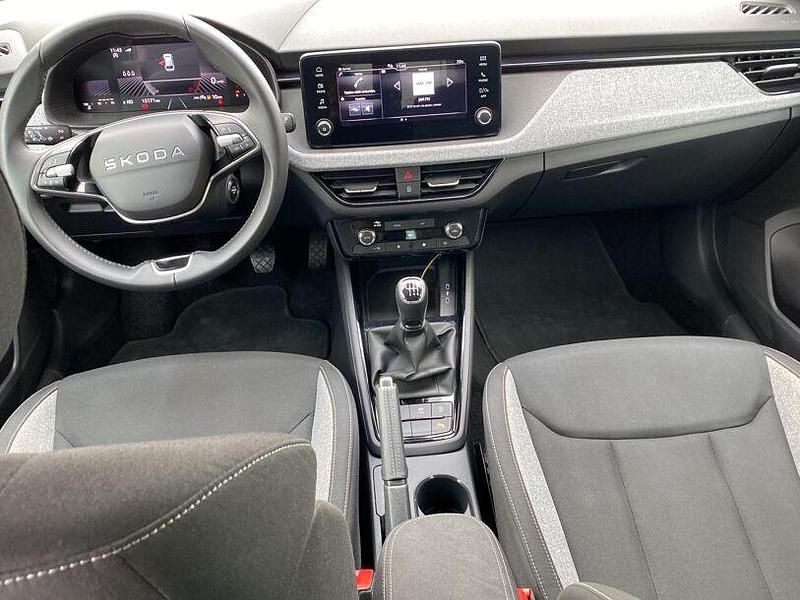 Gebraucht Skoda Scala Selection 116 PS (85 kW) 2025 Schwarz schwarz (metallic) Kleinwagen