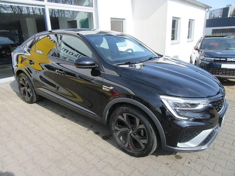 Gebraucht Renault Arkana Bose Edition 158 PS (116 kW) 2023 Schwarz SUV