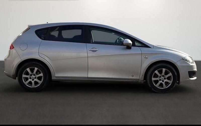 Gebraucht Seat Leon Ecomotive 139 PS (102 kW) 2012 Silber Kombi