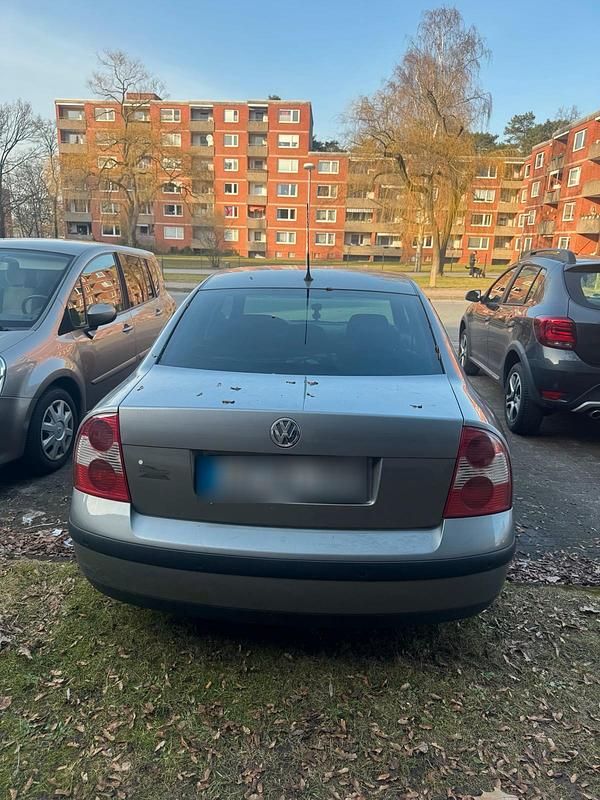 Gebraucht VW Passat 116 PS (85 kW) 2003 Limousine
