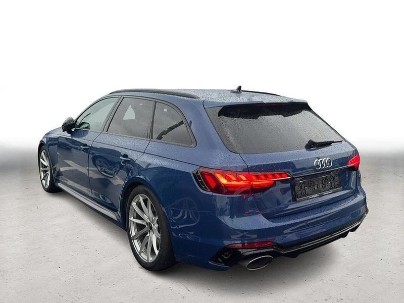 Gebraucht Audi RS4 Sport 450 PS (330 kW) 2024 Blau Kombi